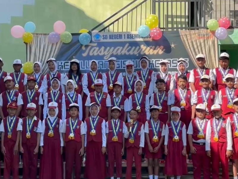 TASYAKURAN KELULUSAN SISWA - SISWI KELAS 6 TAHUN AJARAN 2024/2025 SD NEGERI 1 ASEMBAGUS