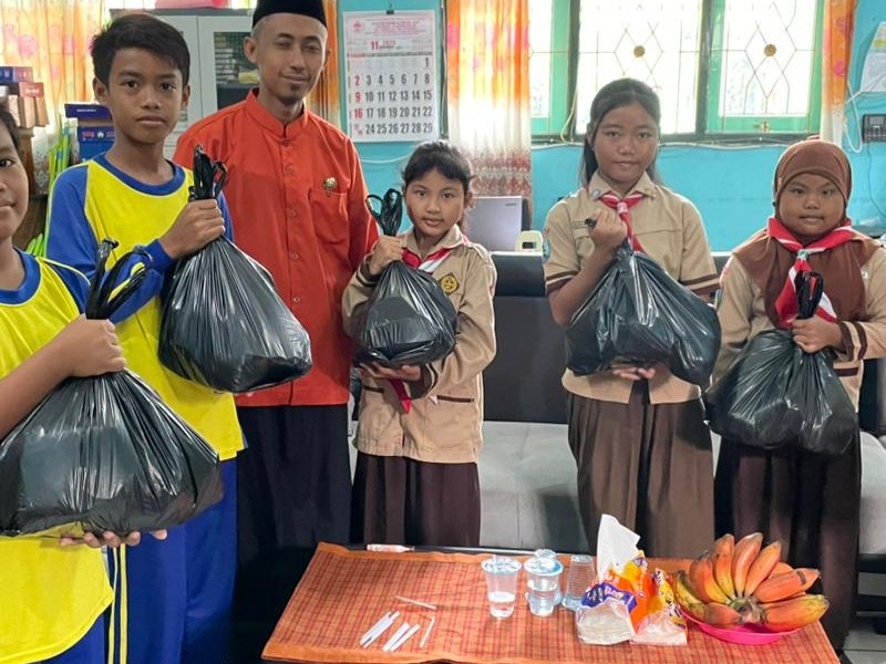 BAKSOS DALAM RANGKA HARI GURU NASIONAL DAN PGRI 2025
