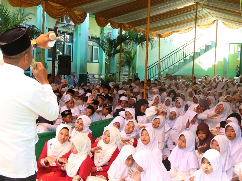 SD NEGERI 1 ASEMBAGUS MEMPERINGATI MAULID NABI MUHAMMAD SAW 1448 H